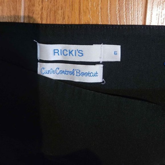 Ricki’s Curve Control Bootcut Pant -  Size 6 - Picture 2 of 3